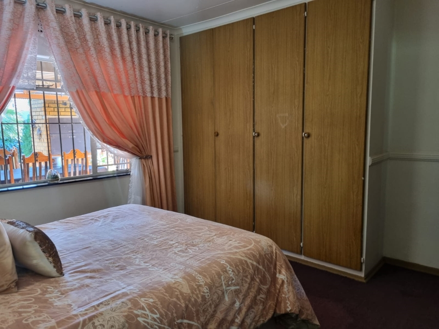 4 Bedroom Property for Sale in Vaalpark Free State